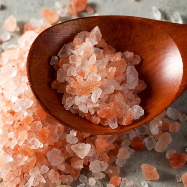 Himalayan or pink rock salt