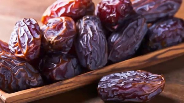 Dates - Image 4